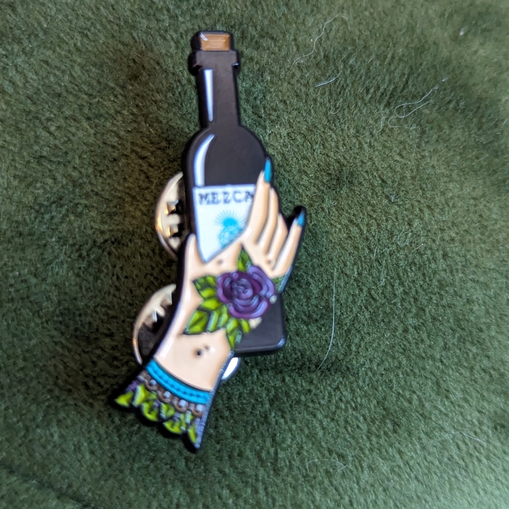 Enamel pin